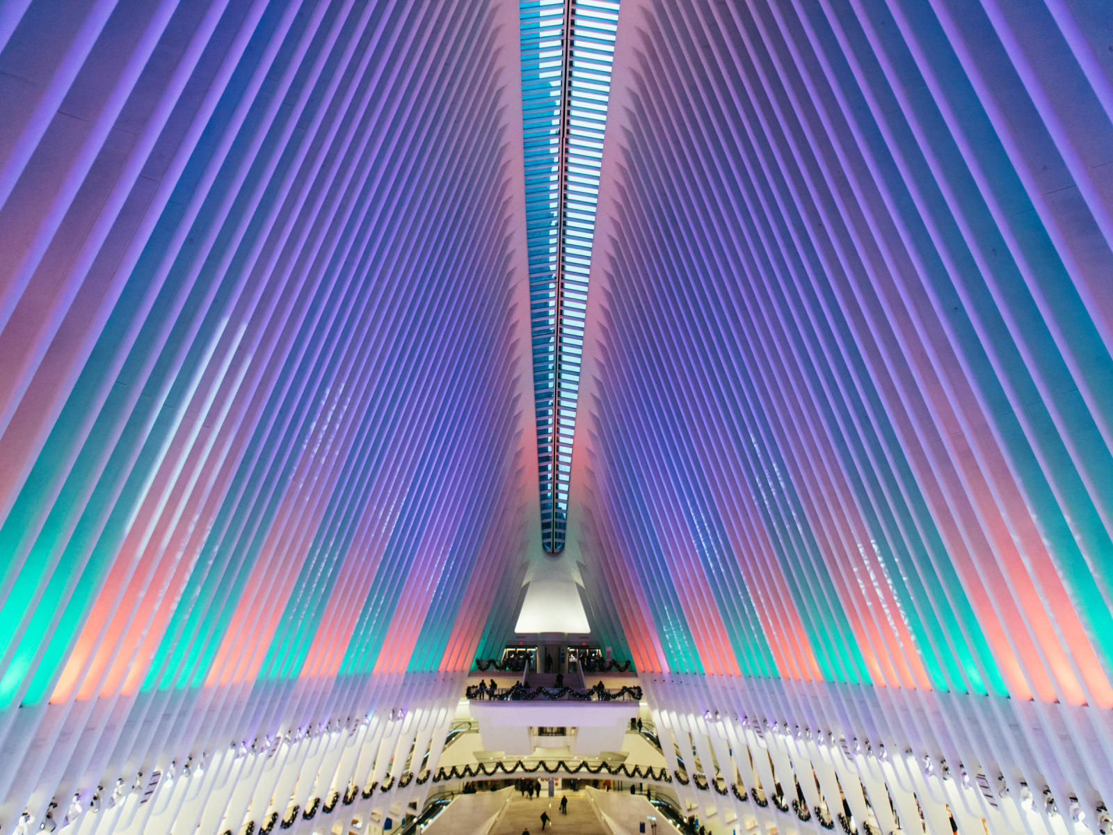 The stunning architecture of the interior of Oculus is truly an art.