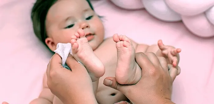 Perfecciona el cambiar pañales con Pampers