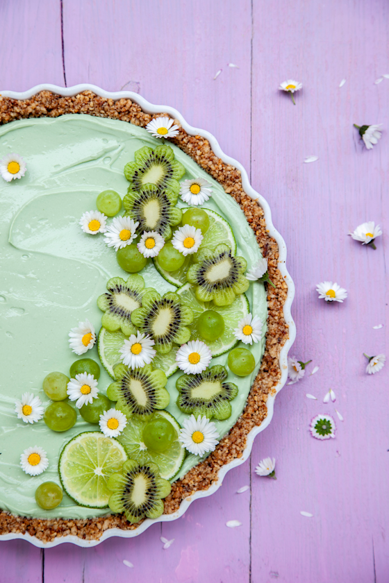 Fruity Torte with Daisies