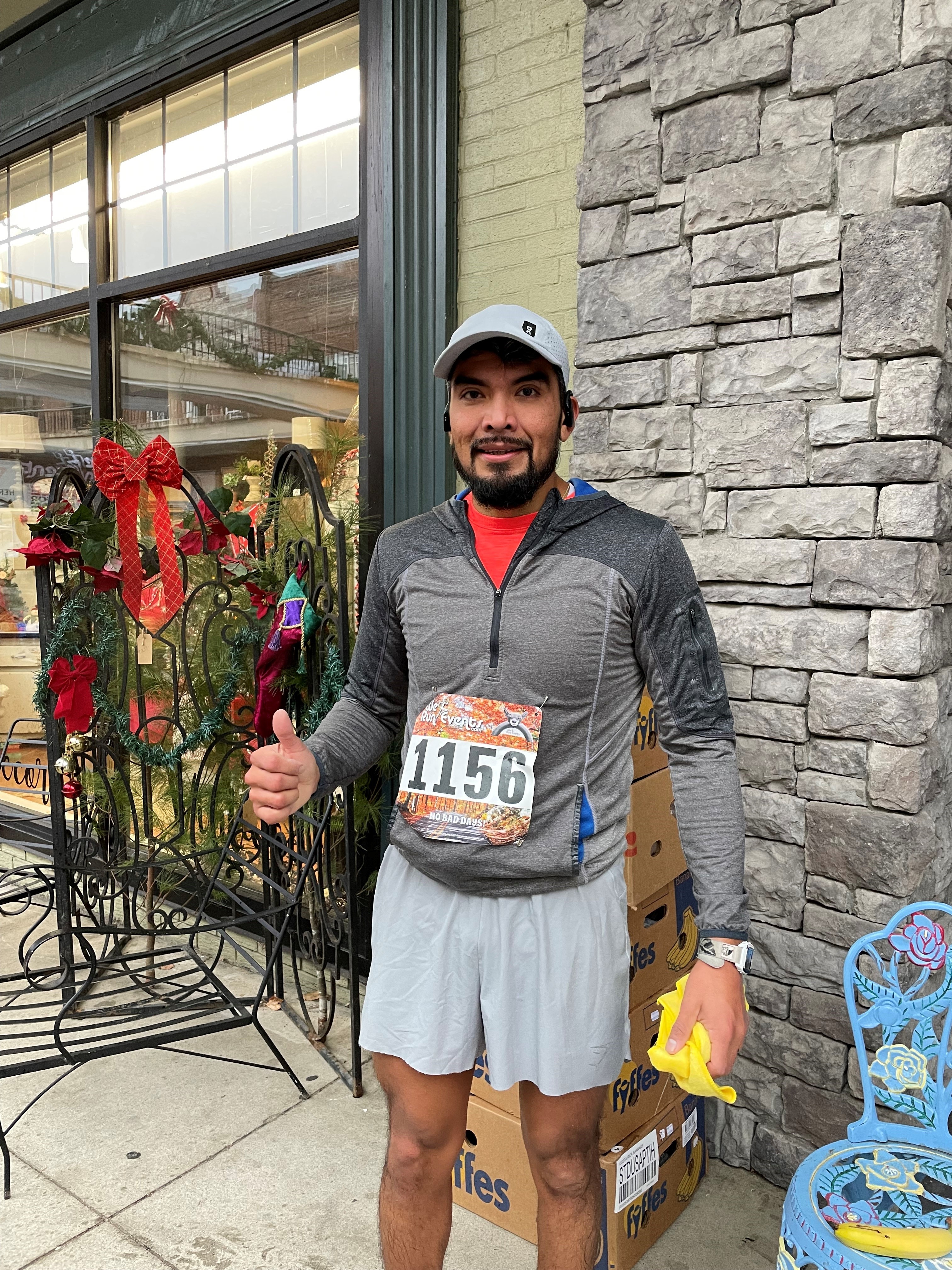 Clayton Rutledge team member in the 2023 Jingle Run for Hope