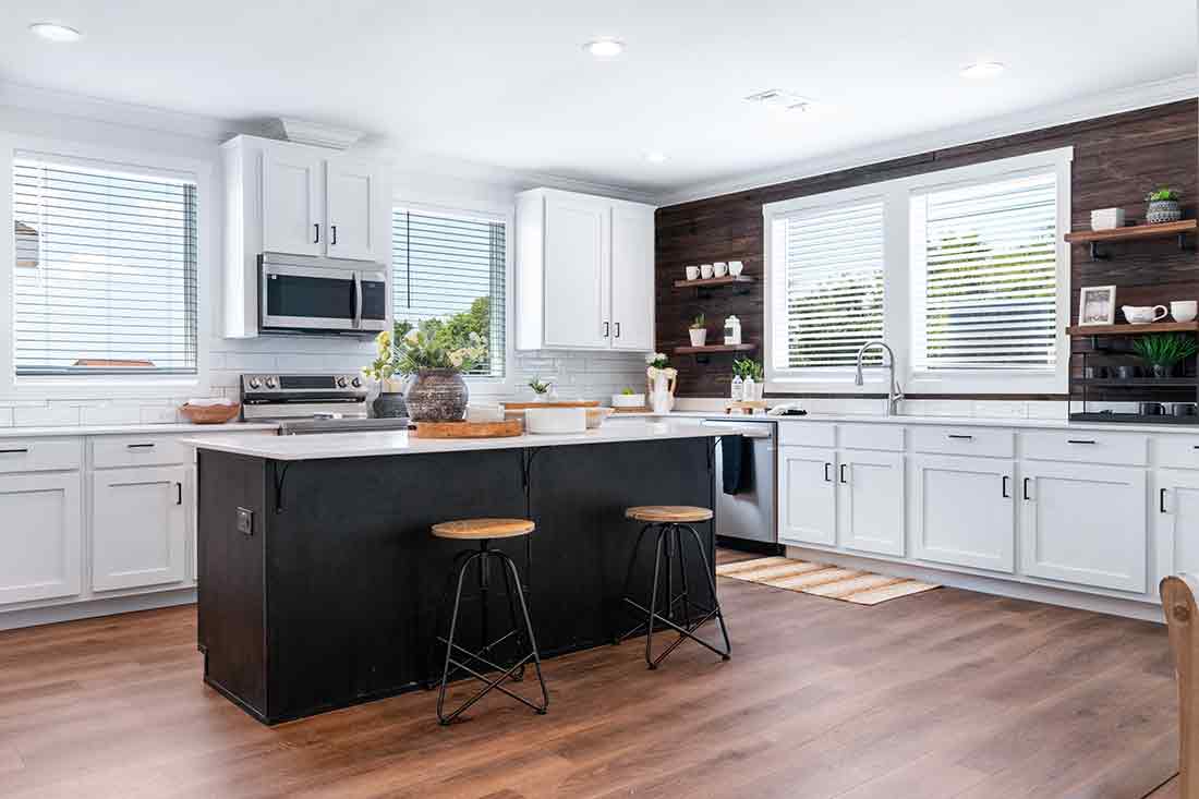 Waco II Sedona model kitchen