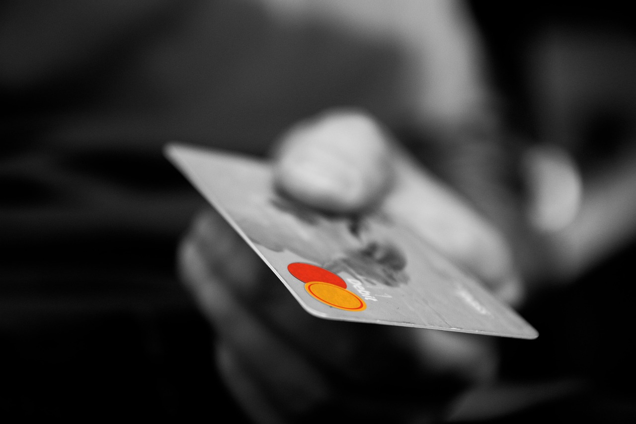 消費者債務清理條例是為了協助欠債的消費者從卡債更生。