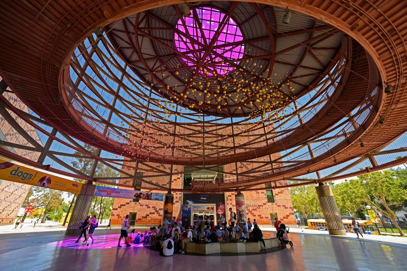cali-science-center