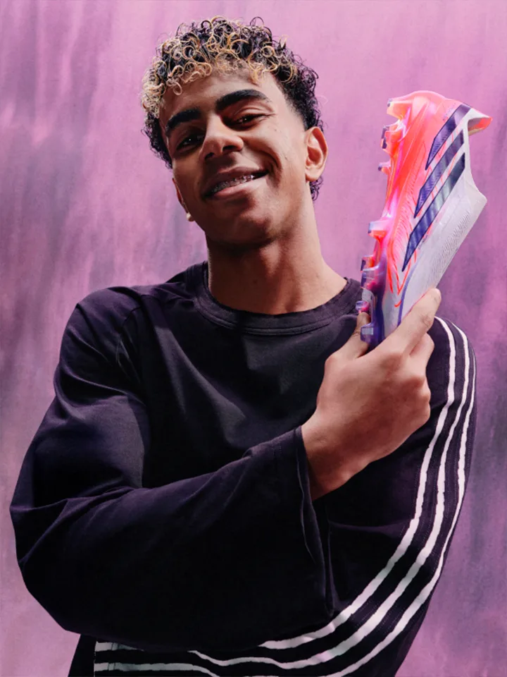 3x Tekst og billede - fodboldunivers - adidas F50 og Predator