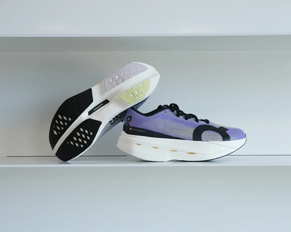 On Cloudboom Volt - billede