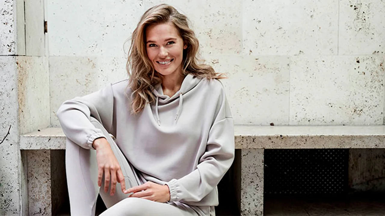 Athlecia hettegenser