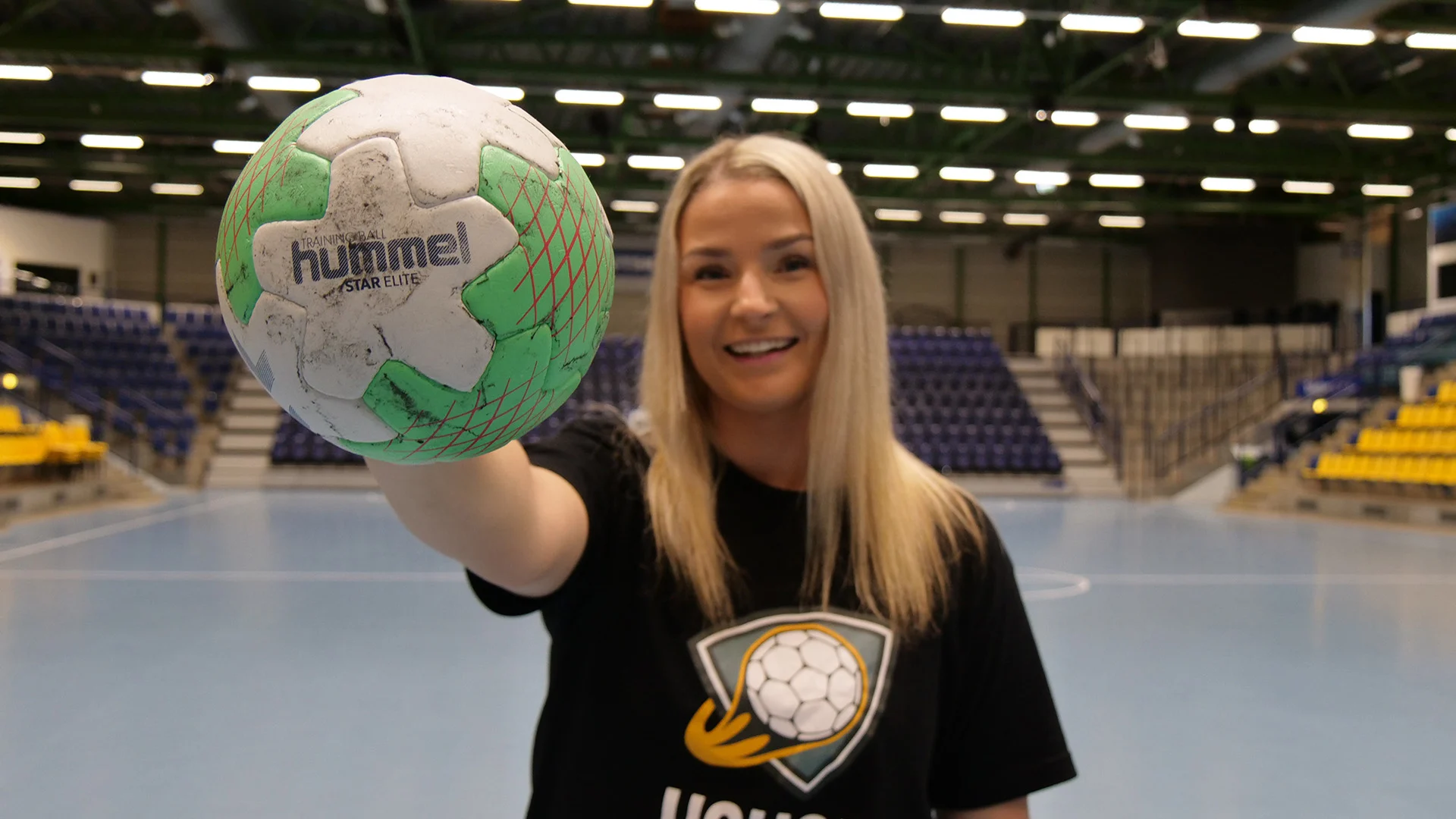 Guide: 5 metoder for å rense håndballen din for harpiks - toppbilde