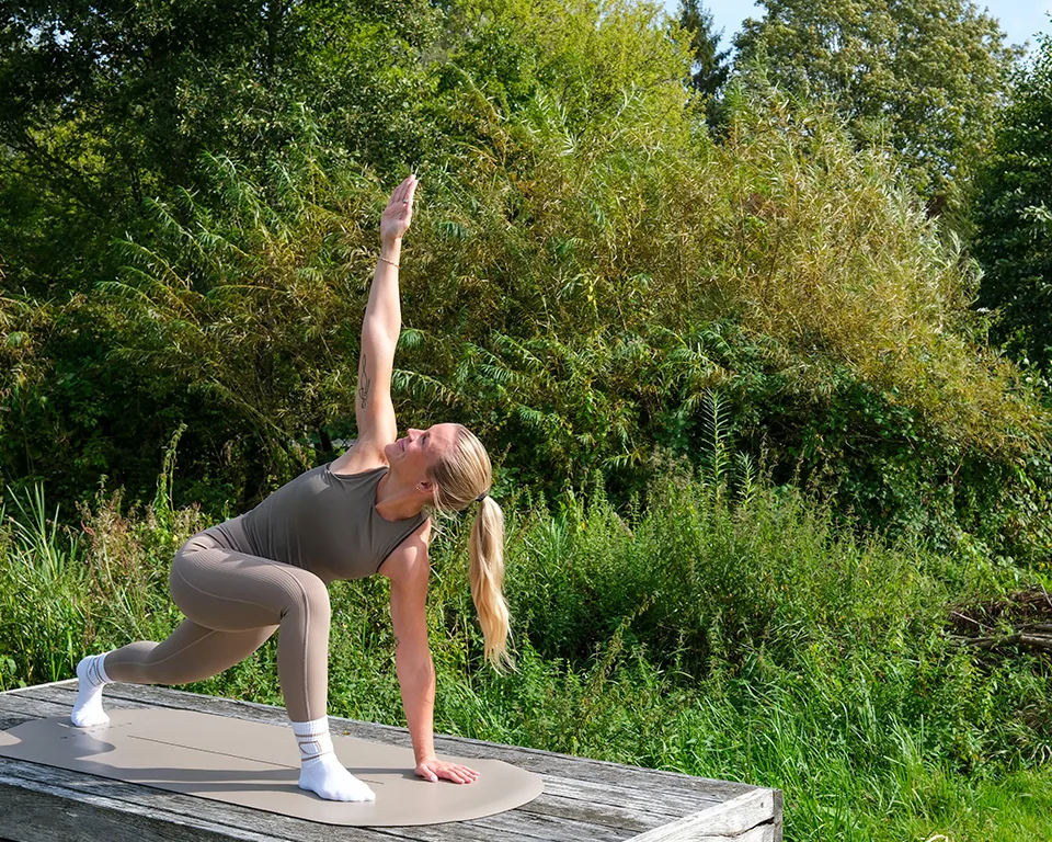 Billede 3 - Outdoor - mindfulness yoga i skoven