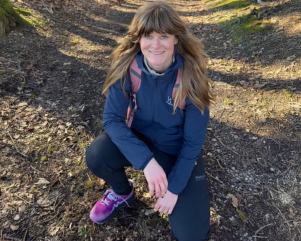 Billede 3 - outdoor - kvinde i skov