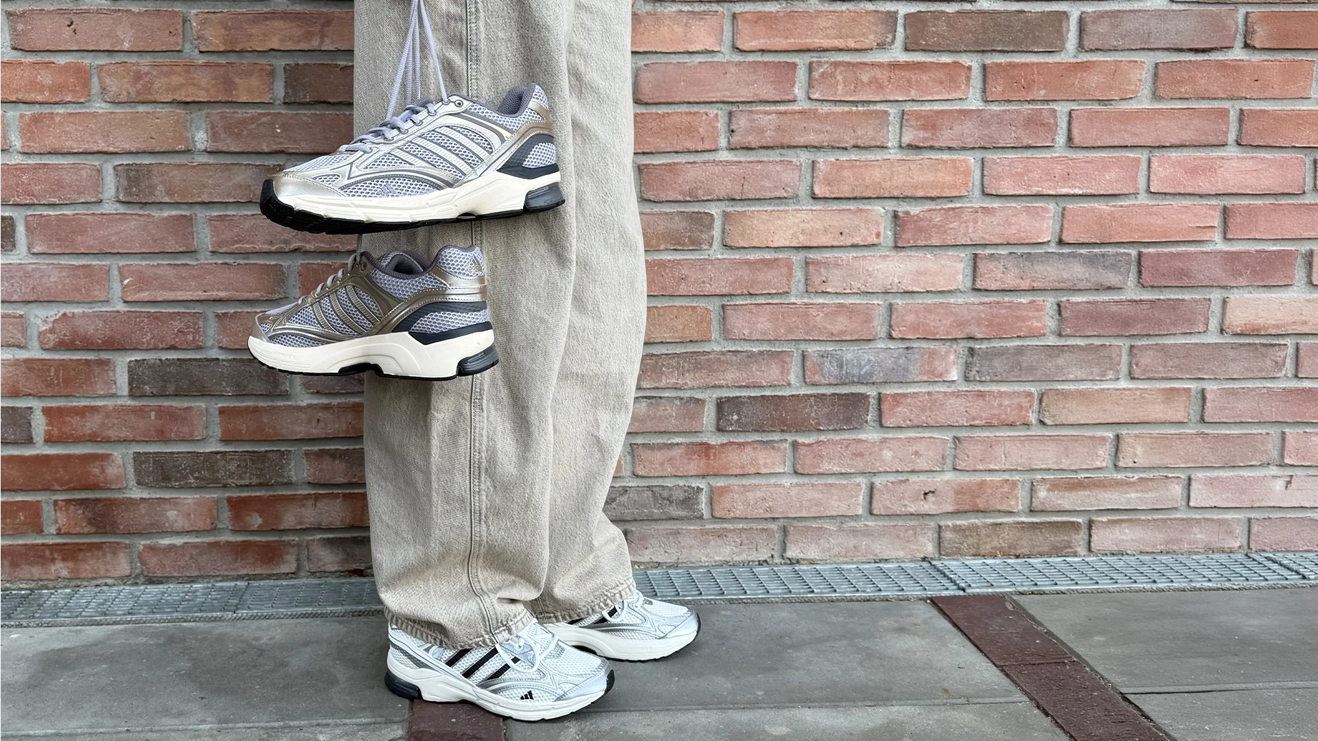 Tekst og billede - lifestyle univers - Stort udvalg af sneakers