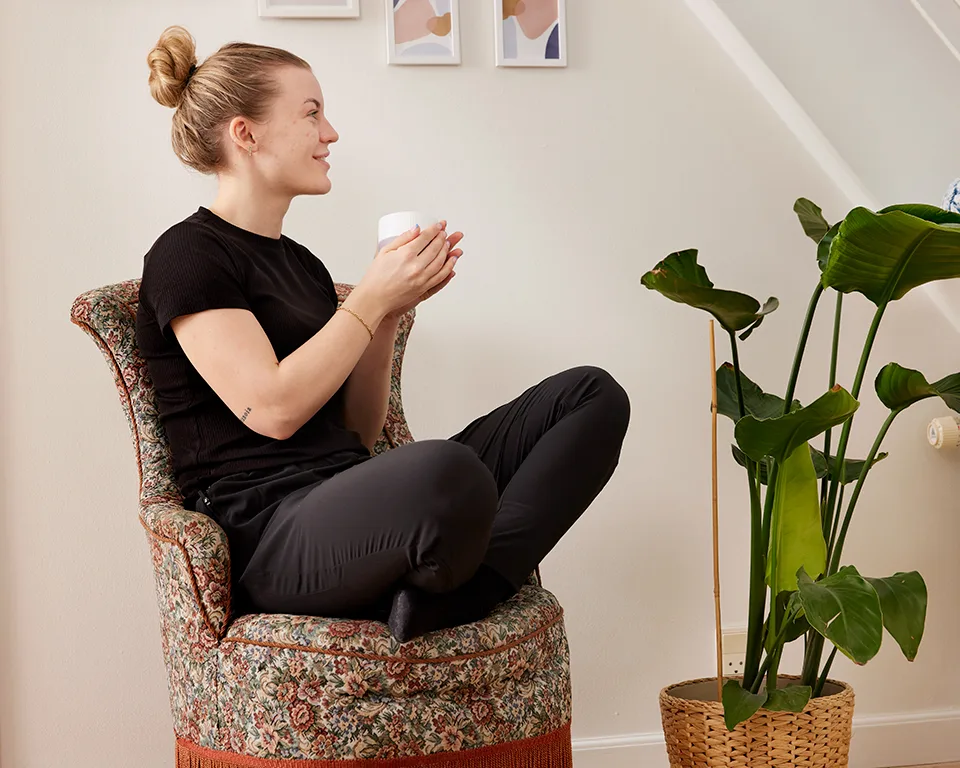 Billede 2 - Outdoor - kvinde i et hjem