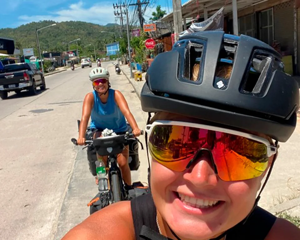 Bike girls - selfie medan cykling