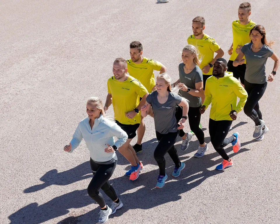 ASICS FrontRunner Christina Ambrus