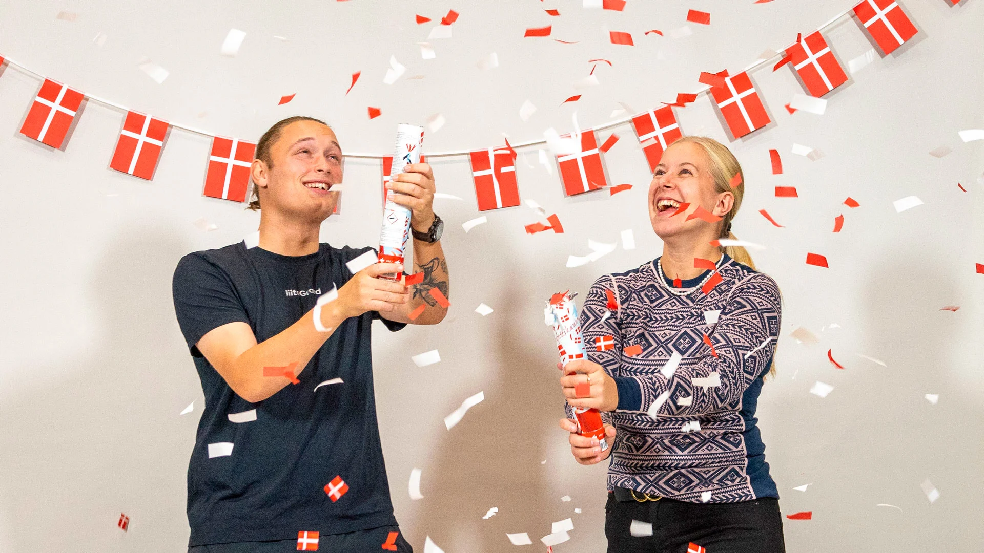 Birthday livestream, flagg og konfetti