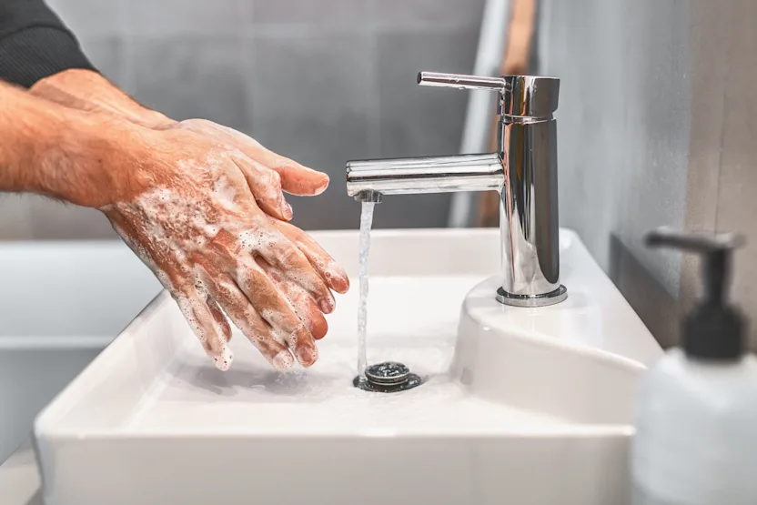 Comment choisir un lave-mains à poser ou à suspendre ?