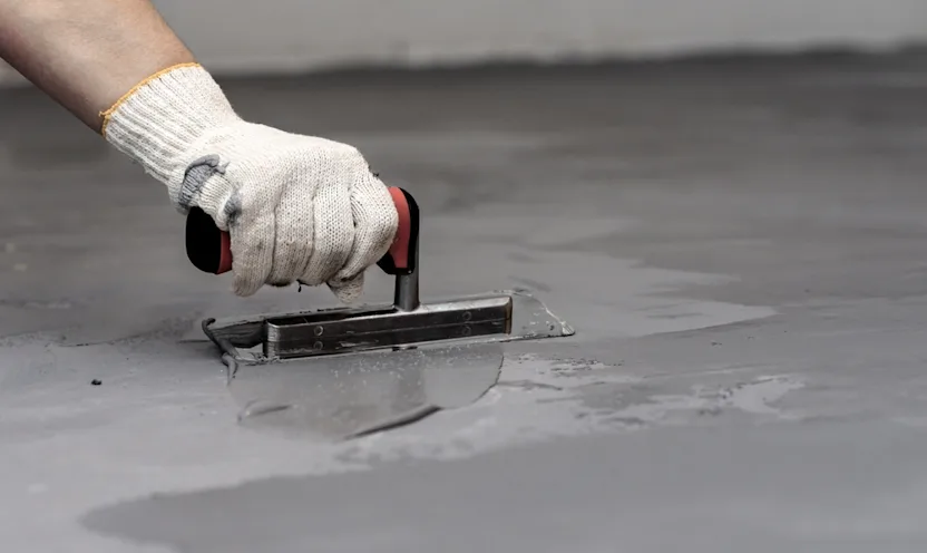 Comment réaliser un sol en béton ciré soi-même ?