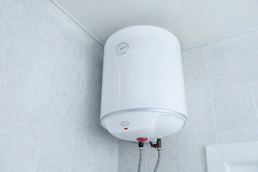 Chauffe-eau qui goutte, les premiers réflexes !