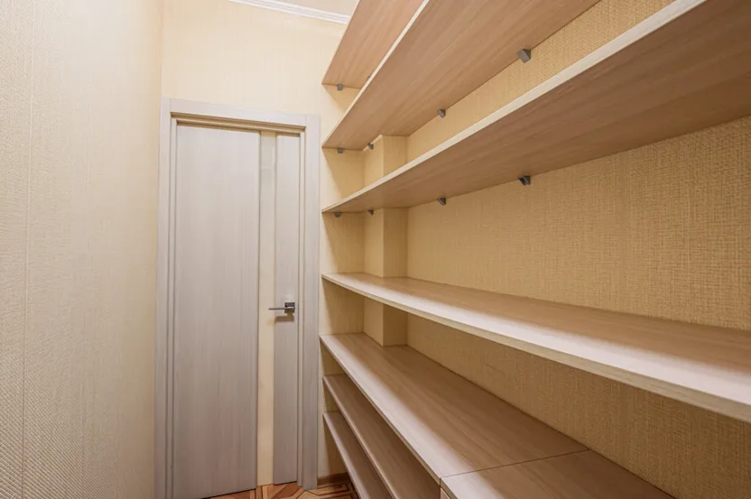 Comment choisir ses taquets et crémaillères pour meuble ?