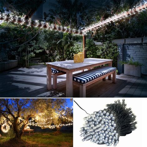 Weihnachtsbeleuchtung für Haus und Garten: So geht's