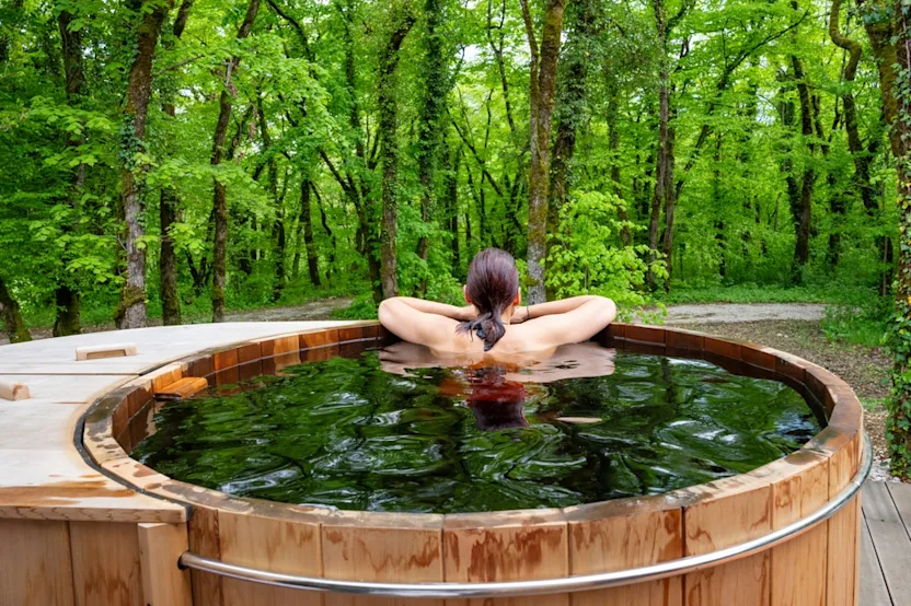 Comment choisir entre un spa et un bain nordique ?
