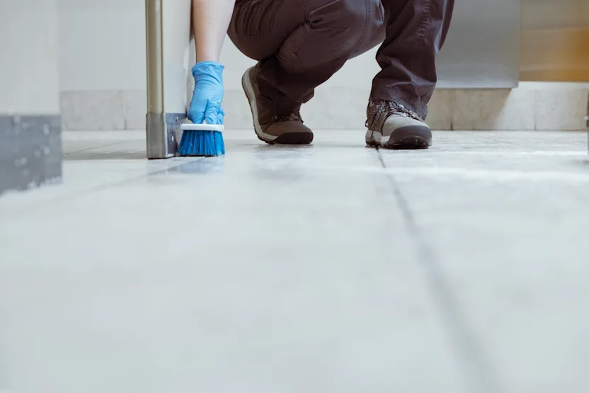 Comment nettoyer du carrelage après la pose ?