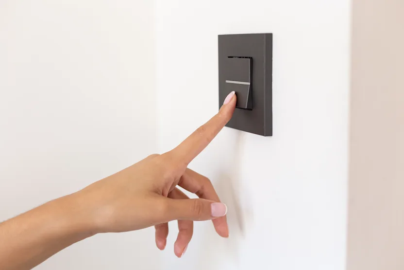 Branchement d’un bouton poussoir, c’est pas sorcier, promis !