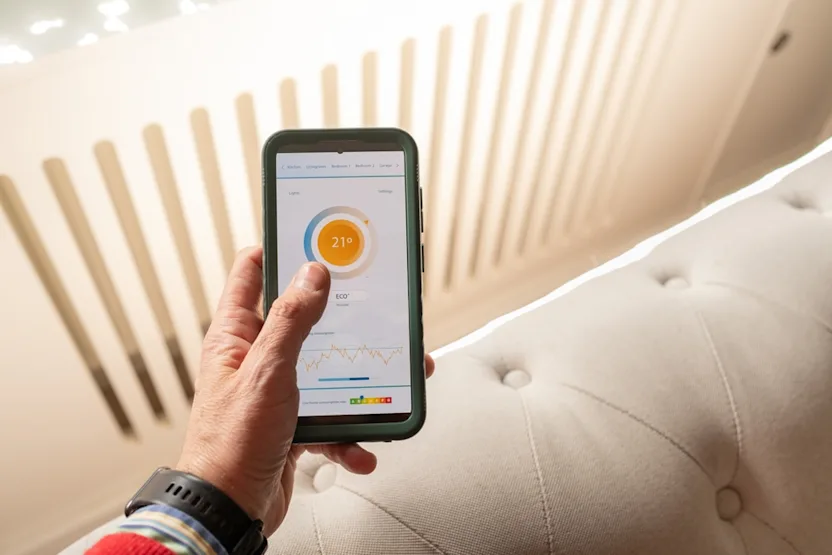Radiateur électrique connecté : comment ça marche et comment le choisir ?