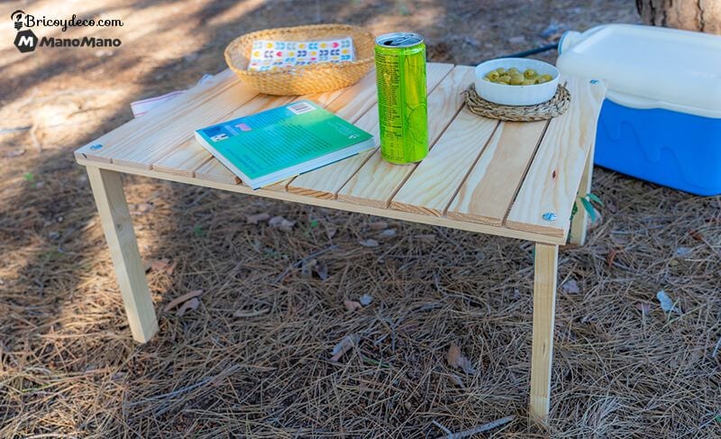 Cómo hacer una mesa plegable enrollable y portátil?