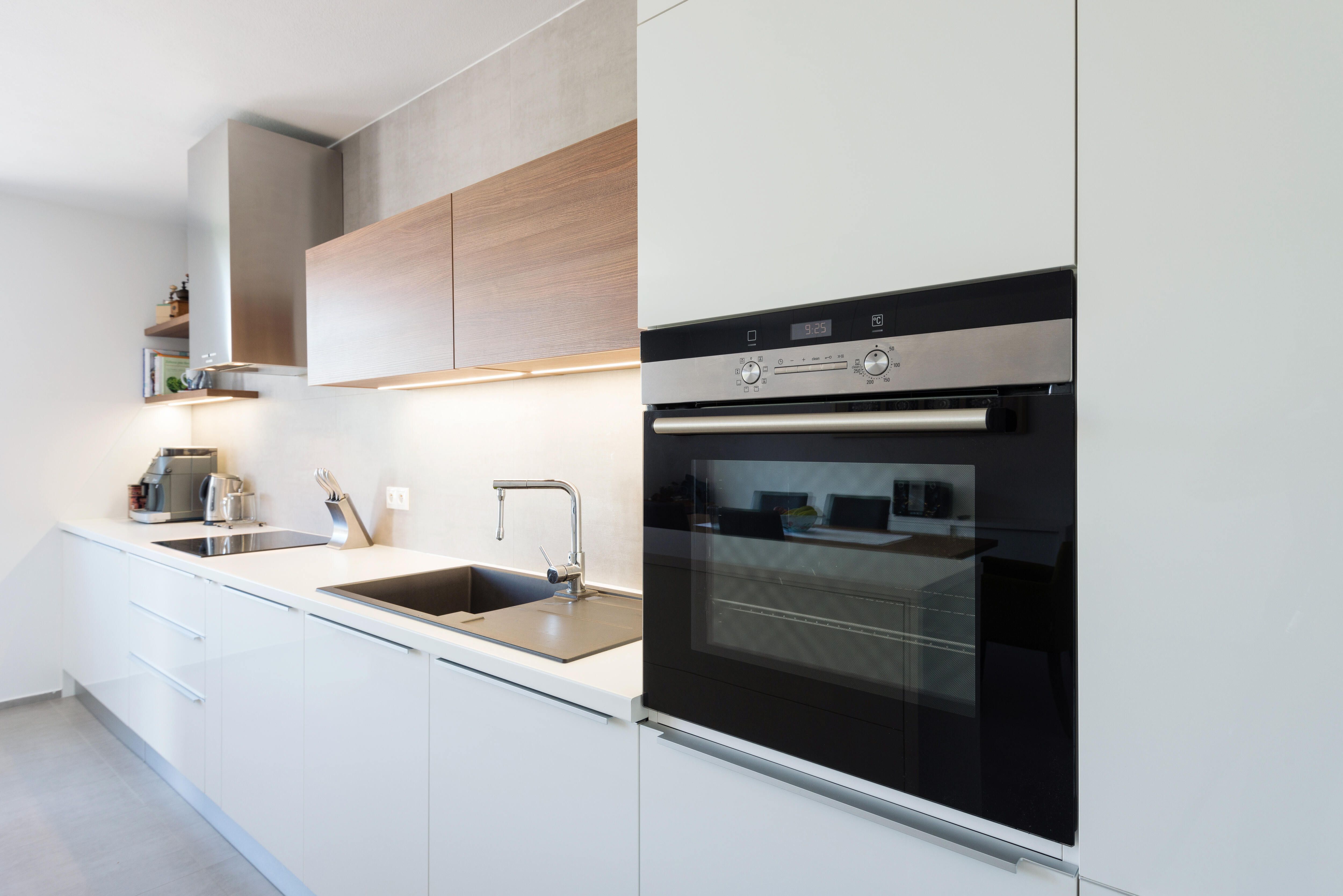 Conosci questo consiglio per pulire il forno a microonde? Semplice ed  efficiente!