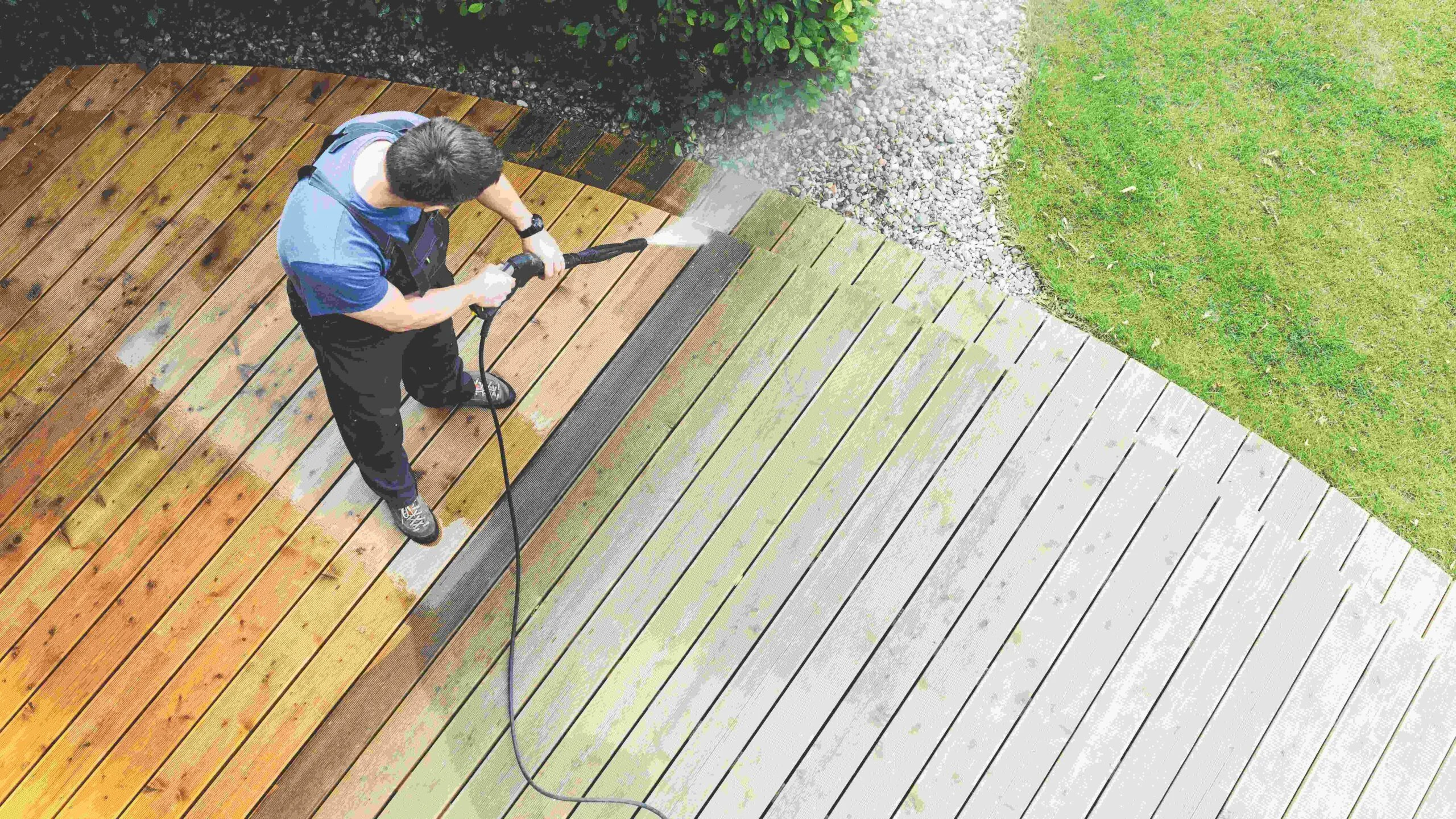 Terrasse reinigen: So geht's