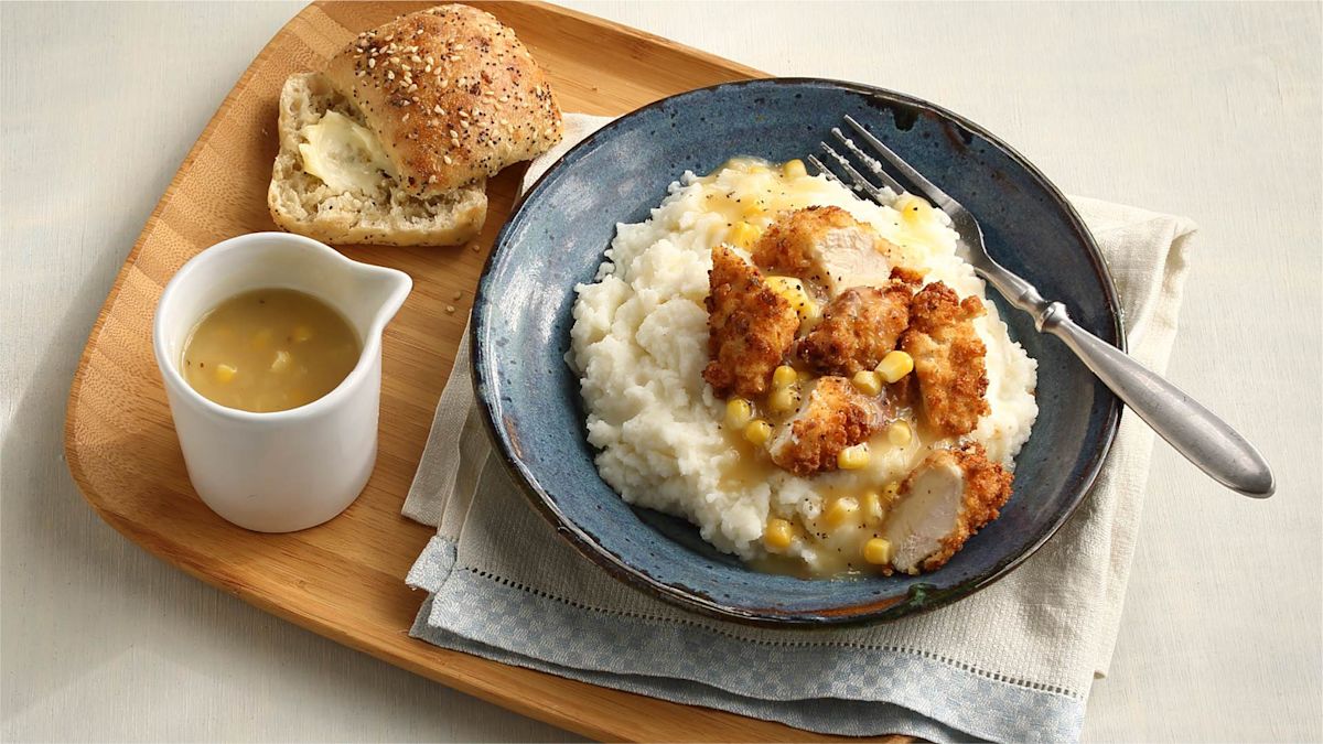 Mashed Potatoes with Crispy Chicken and Corn Gravy – Featured Image