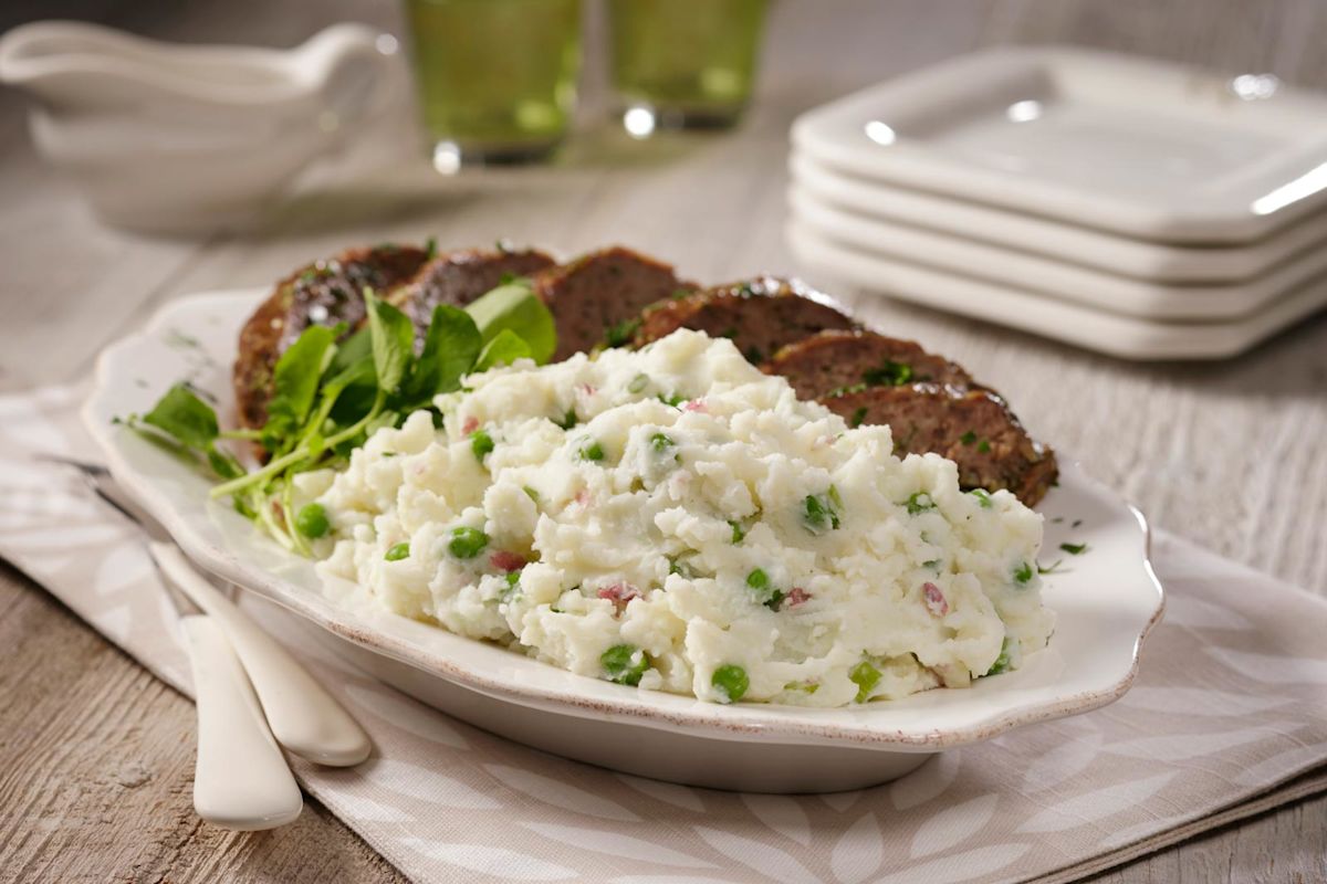 Baby Reds® Mashed Potatoes &amp; Peas with Spring Meatloaf – Featured Image