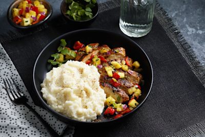 Idahoan® Chicken Broth Mashed Potatoes with Blackened Grilled Chicken and Roasted Pineapple Salsa