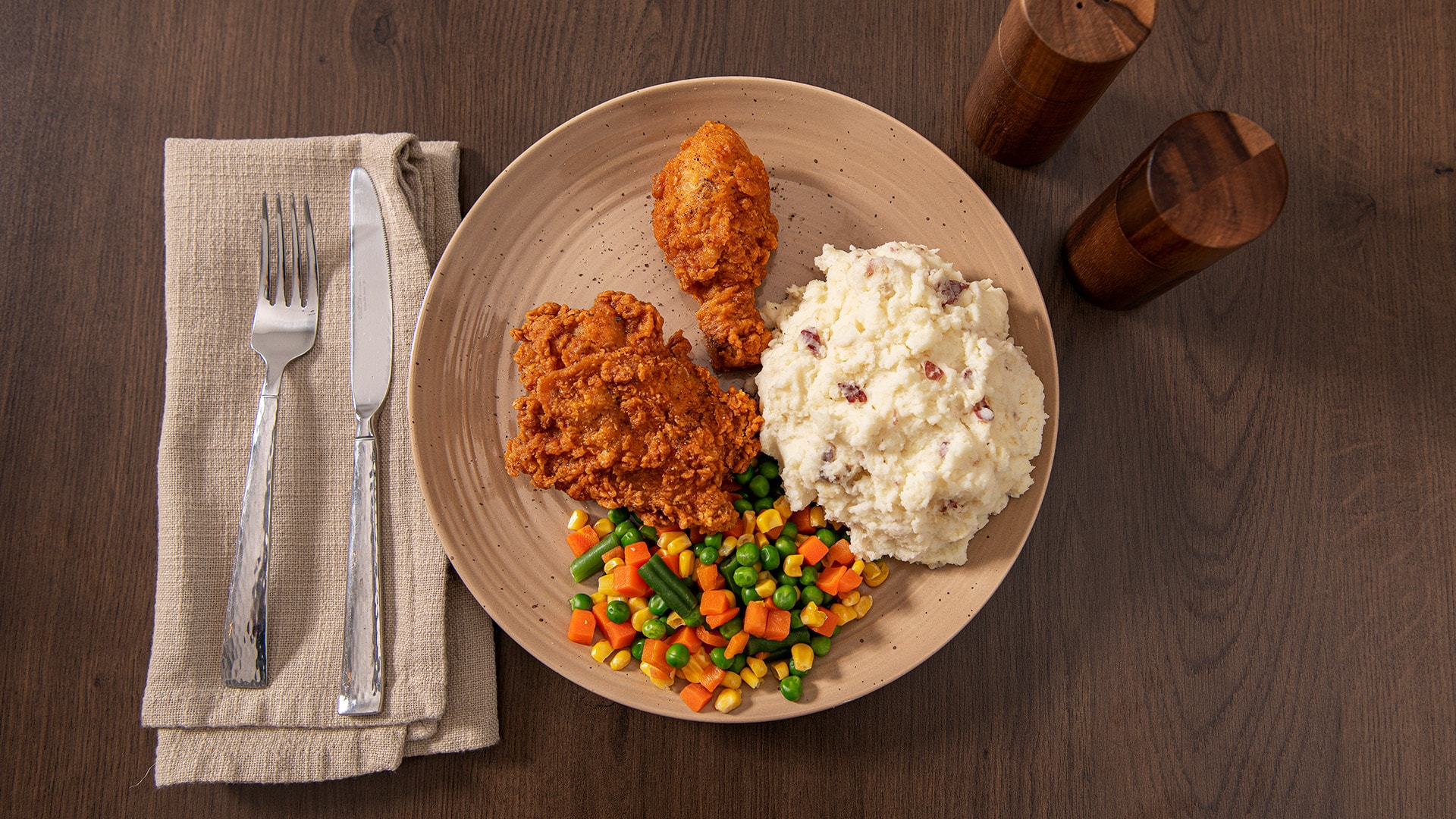 Fried Chicken with Idahoan Baby Reds Mashed Potatoes