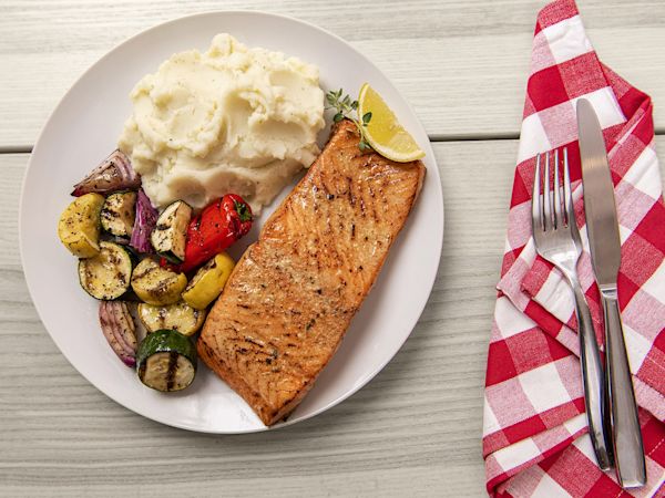 Grilled Ginger Salmon and Summer Vegetables with Idahoan Buttery & Herb Mashed Potatoes