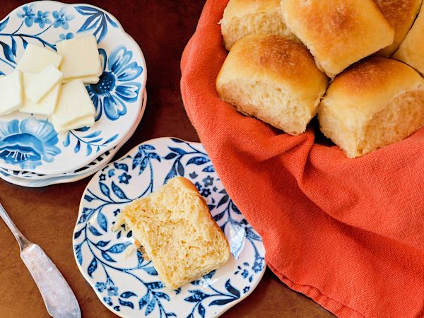 Easy Cheesy Potato Rolls