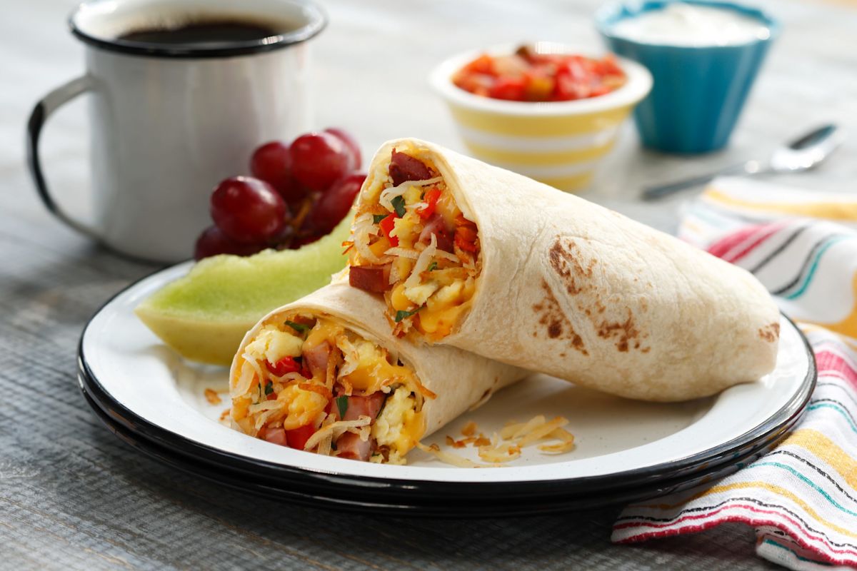 Brett’s Super Amazing Breakfast Burritos – Featured Image