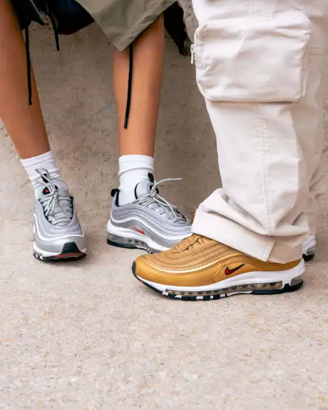 On foot Nike Air Max 97 Silver Bullet How to Style 