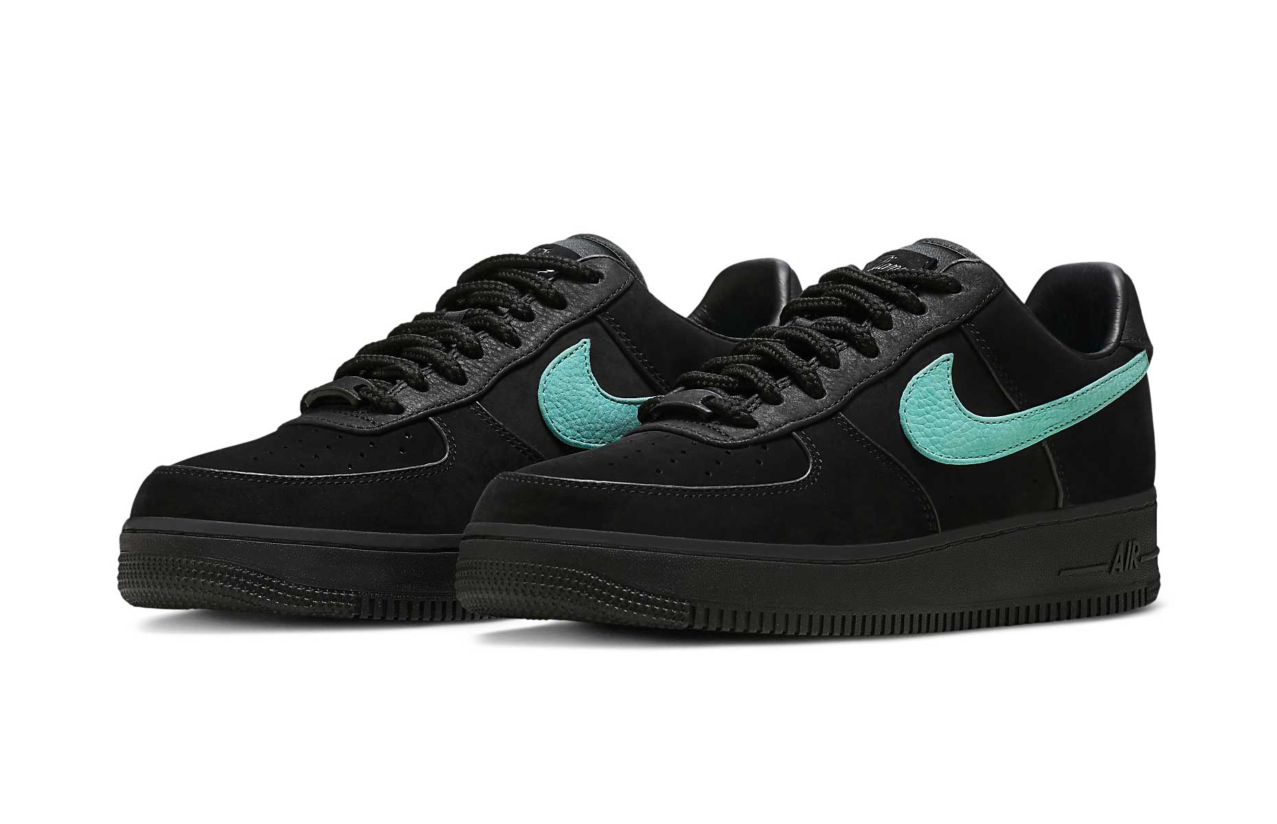 Nike Air Force 1 x Tiffany & Co. at Sneakersnstuff 