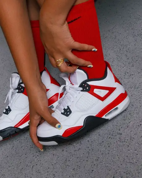 La Air Jordan 11 OG Space Jam de Michael Jordan mise aux enchères - AIR  JORDAN 4 RETRO RED CEMENT - Slocog Sneakers Sale Online
