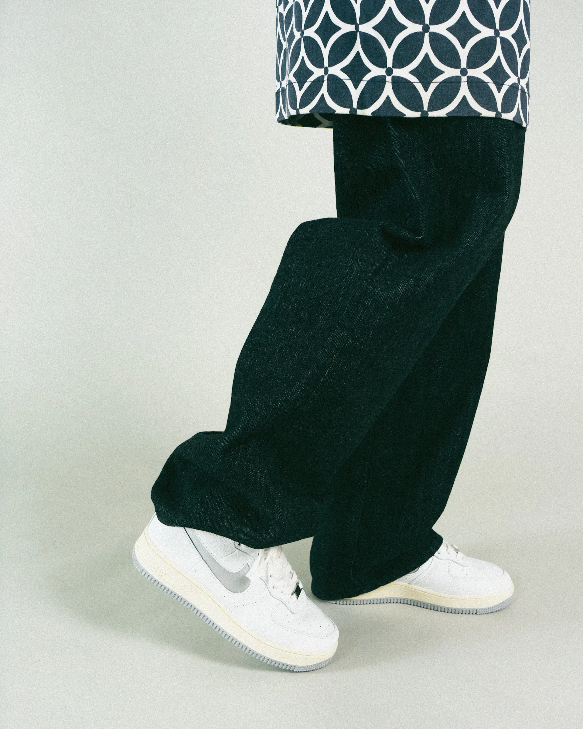 greyswoosh_2.jpg?fm=webp&q=60&w=1920