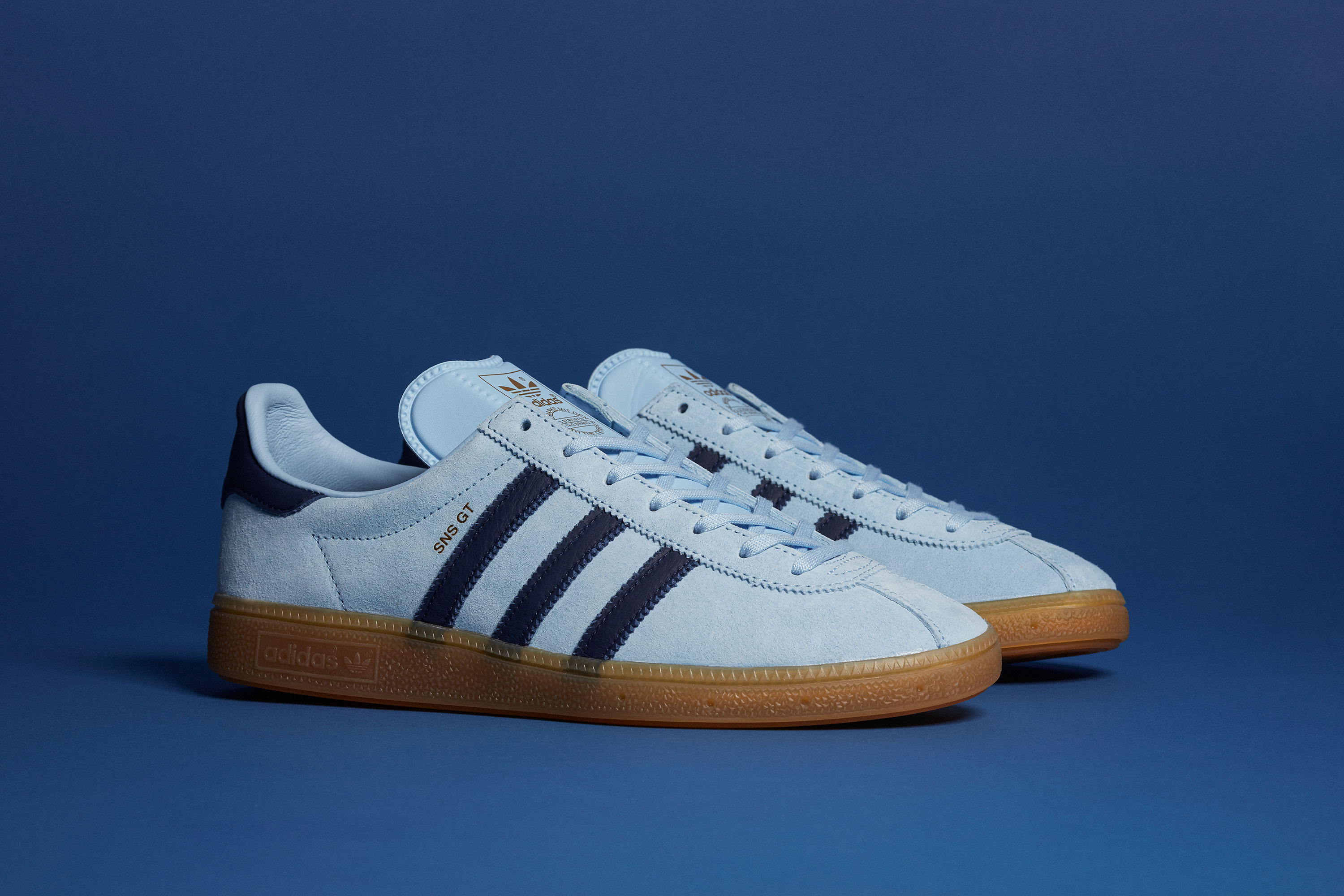 Adidas berlin outlet blue