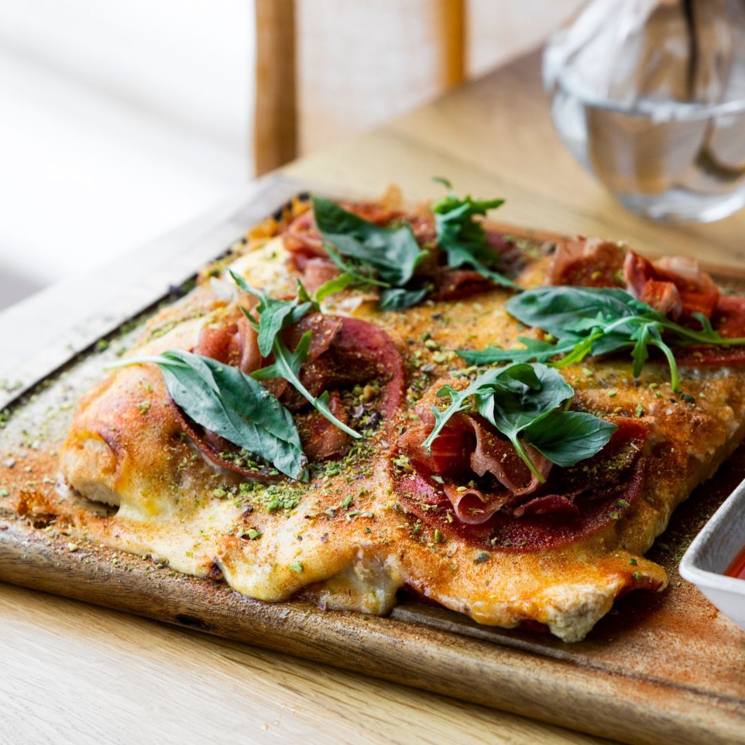 27 mathús og bar | Hádegi