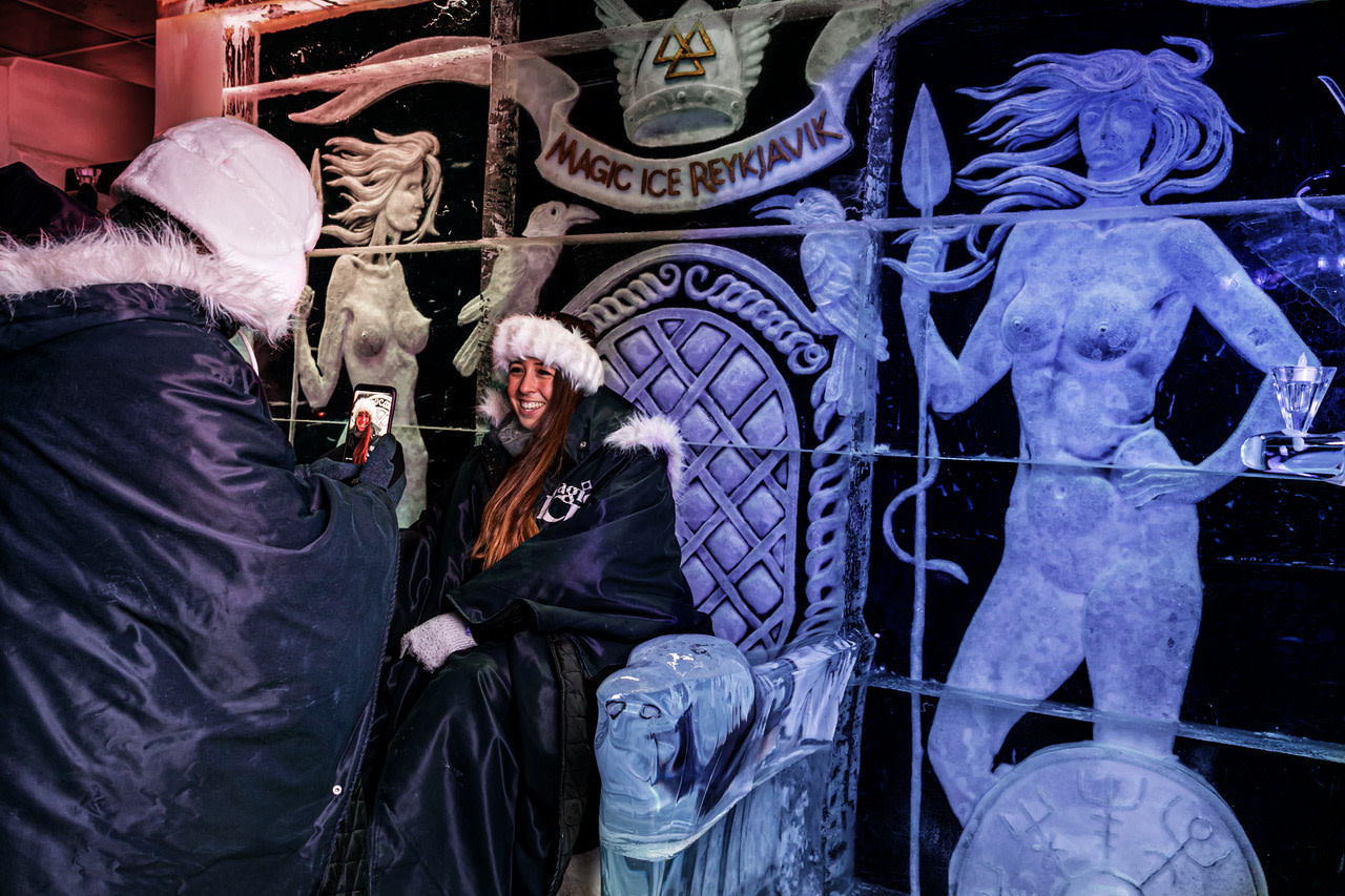 Magic Ice Bar & Gallery