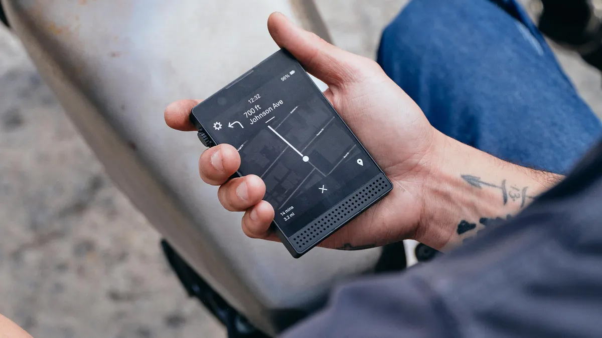 The Light Phone III - Light | Nova
