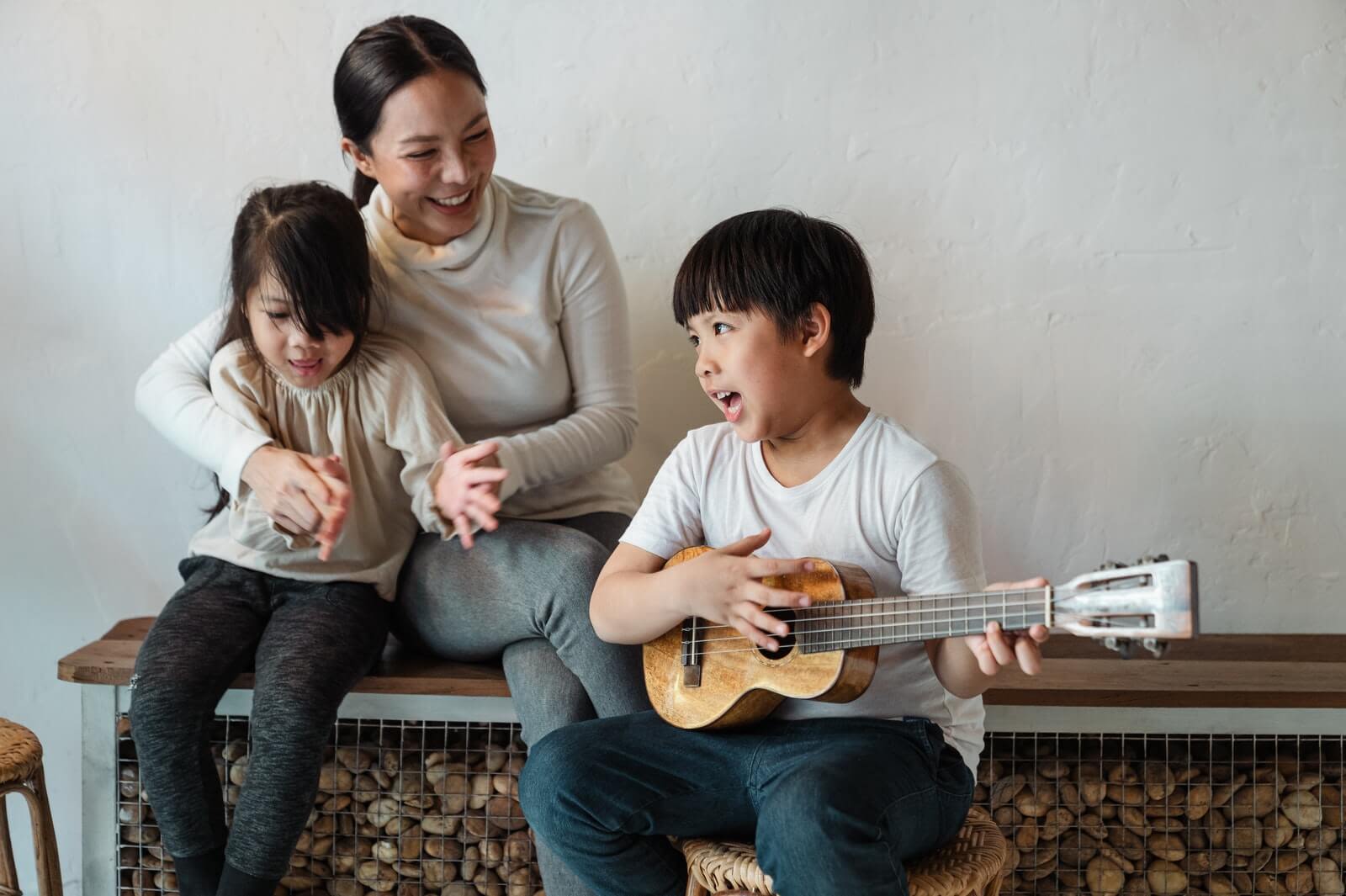 Permainan Musik Seru untuk si Kecil