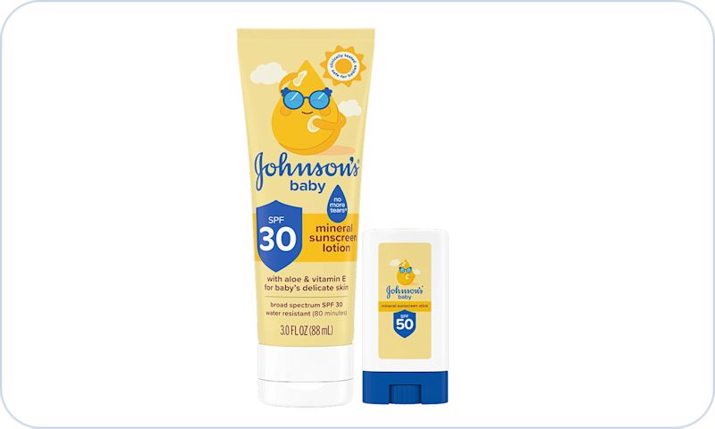  Sun protection card, featuring JOHNSON’S® Baby Mineral Sunscreen Lotion and stick