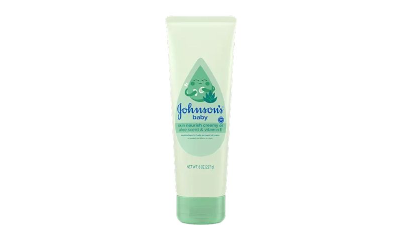 Johnson’s® Our Scents & Fragrance featuring Baby creamy oil Aloe & vitamin E Bottle Image