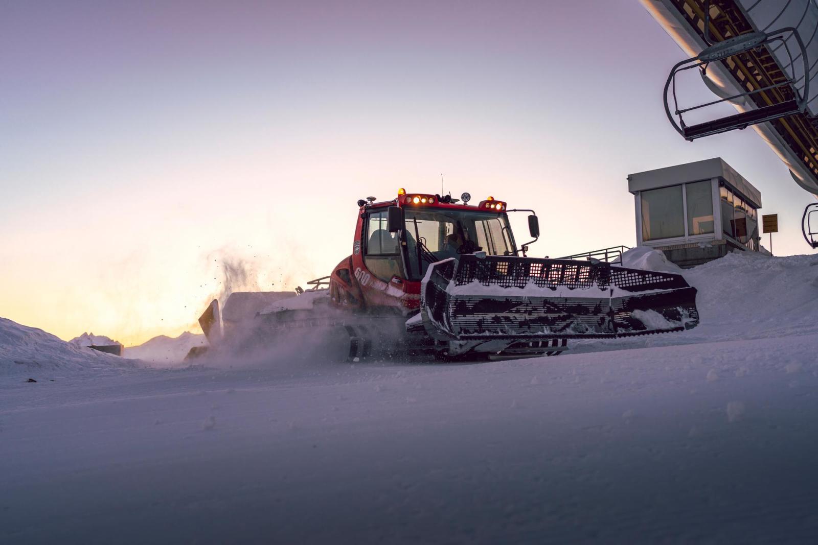 Sonnenaufgang Snowboarden