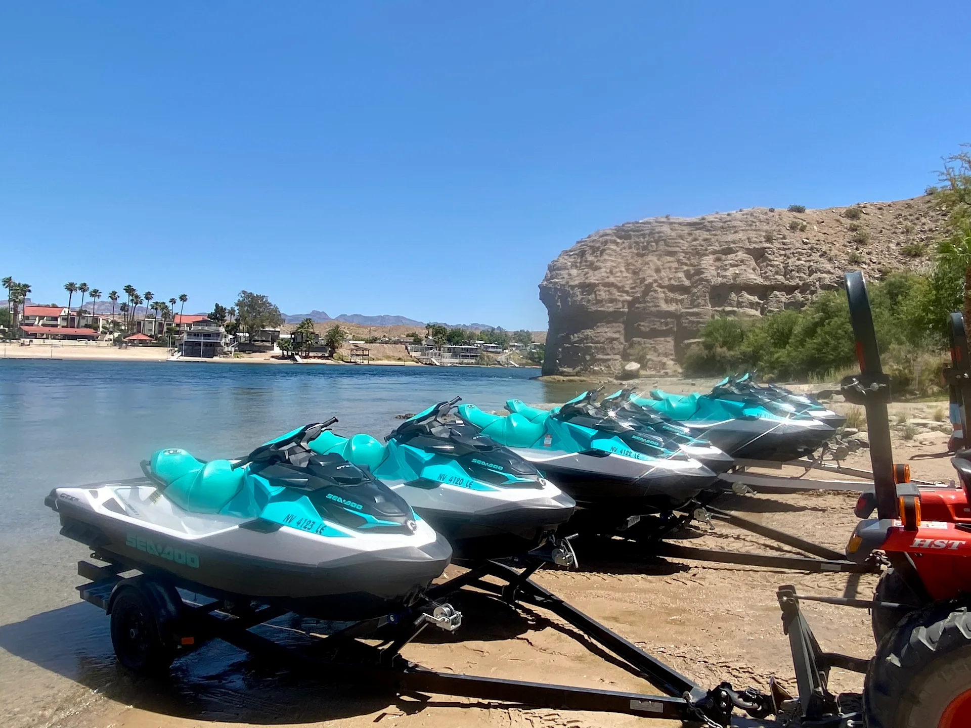 Watercraft adventures - image 1